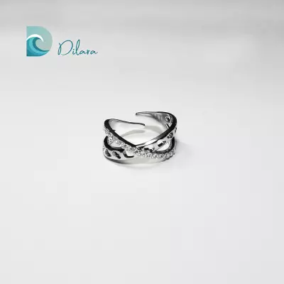 Anillo Cruzado con Brillo Infinito