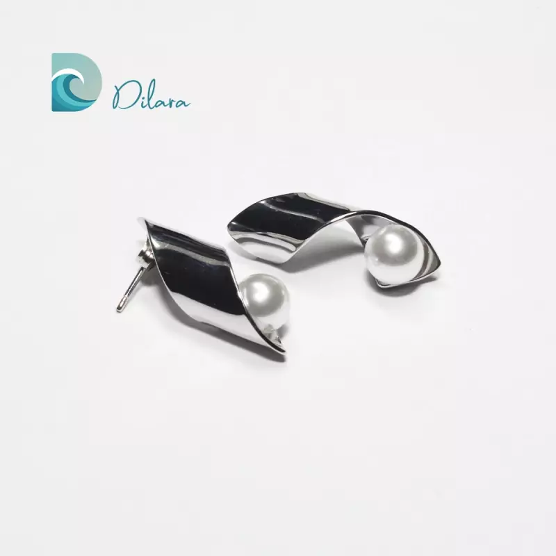 Pendientes Modernos de Acero con Perla