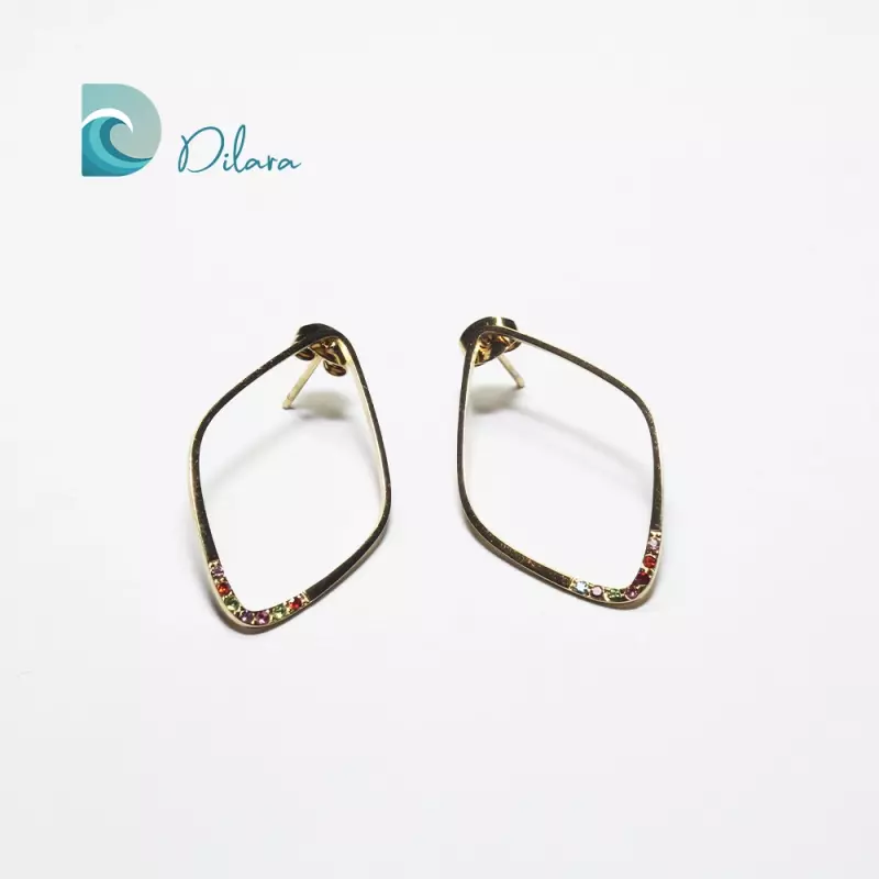 Pendientes Dorados Geométricos con Toque de Color