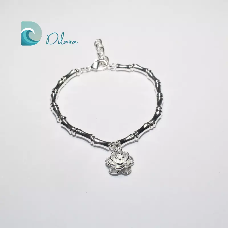Pulsera de Acero con Dije de Flor