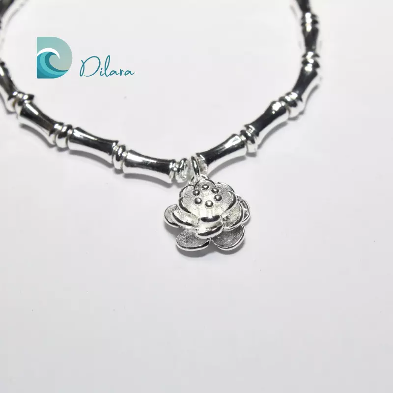 Pulsera de Acero con Dije de Flor